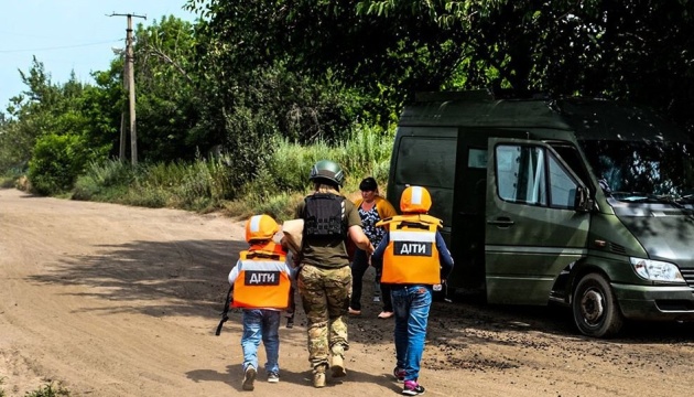 З Мирнограда планують евакуювати всіх дітей до кінця серпня