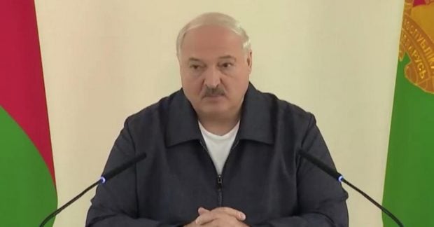 Лукашенко звинуватив Україну в порушенні повітряного простору та пригрозив відповіддю