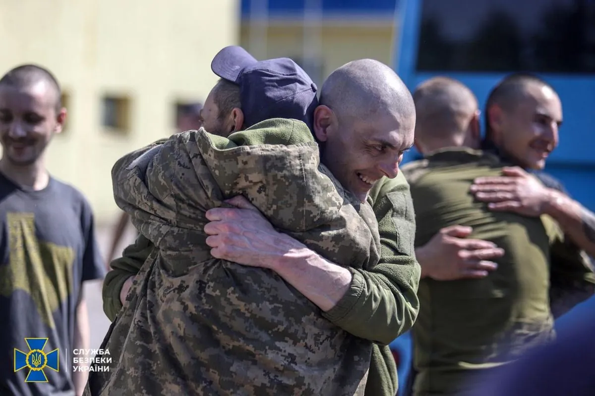 Маніпуляції на реабілітації: люди ексміністра-втікача Клименка намагаються захопити