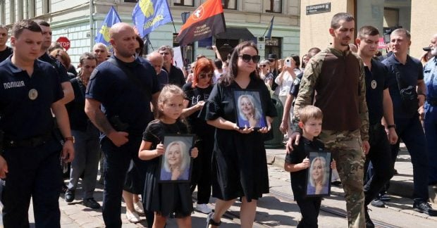 Вбивство Фаріон: суд визначився, чи відкриватимуть справу проти її доньки