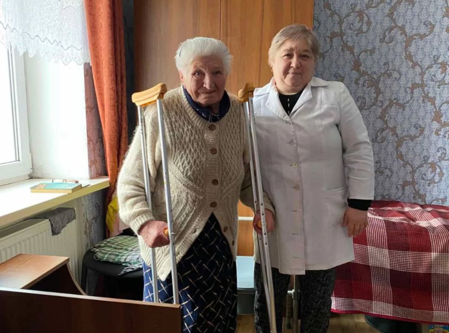 На Харківщині ВПО можуть отримати медичну допомогу: реабілітаційне обладнання, ваучери, гігієнічні набори